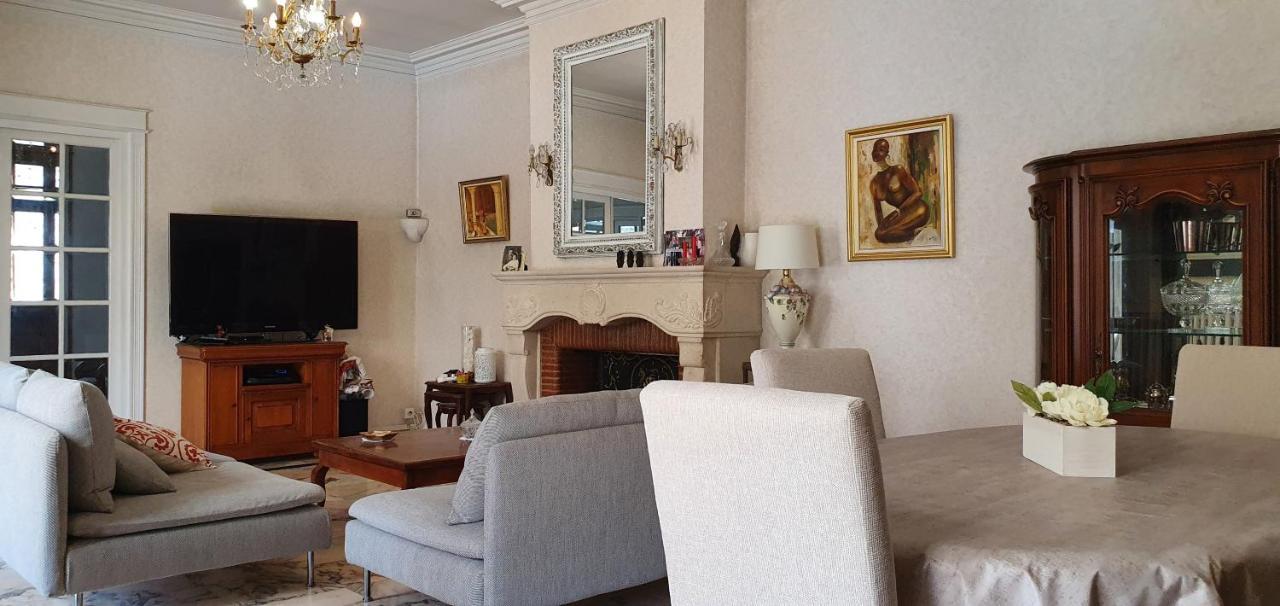 La Casa De Margarita Y Sisco, Villa Avec Piscine Carcassonne Bagian luar foto